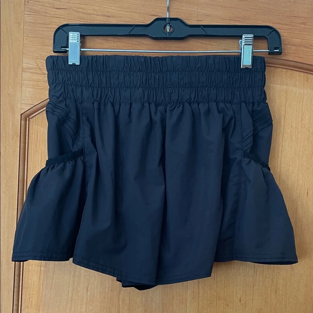 Free People Movement Black Women's Shorts Built In Panty Medium - Picture 8 of 10